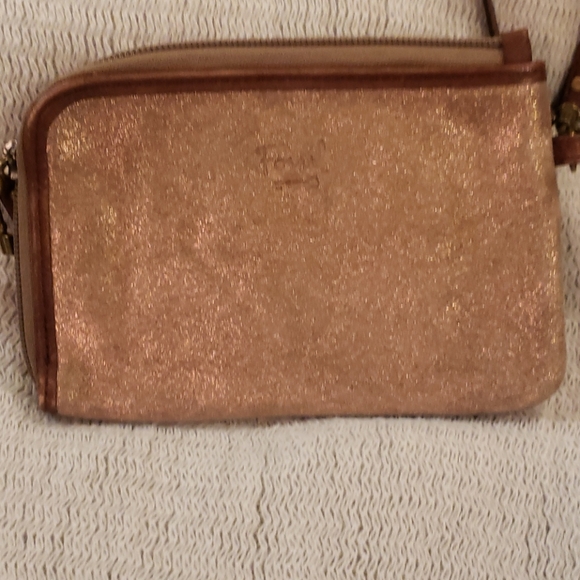 Fossil Wristlet Brand New without tags. - Picture 2 of 9